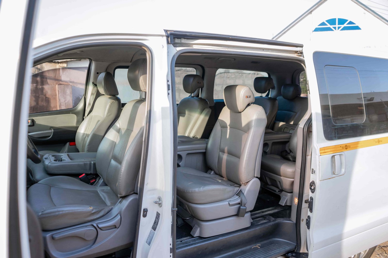 Mini Van & Sprinters — photo 3