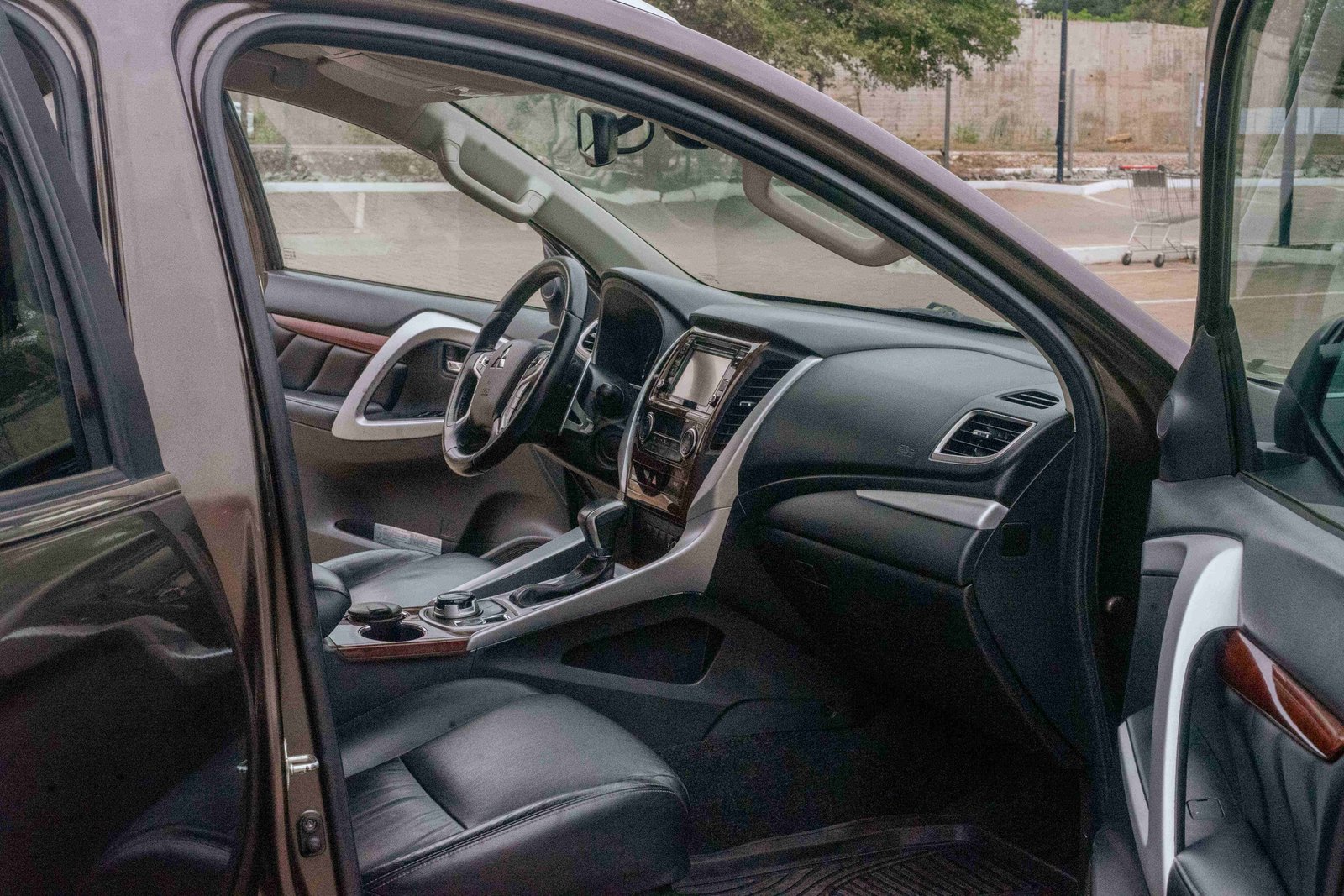 SUV & 4X4 — photo 4